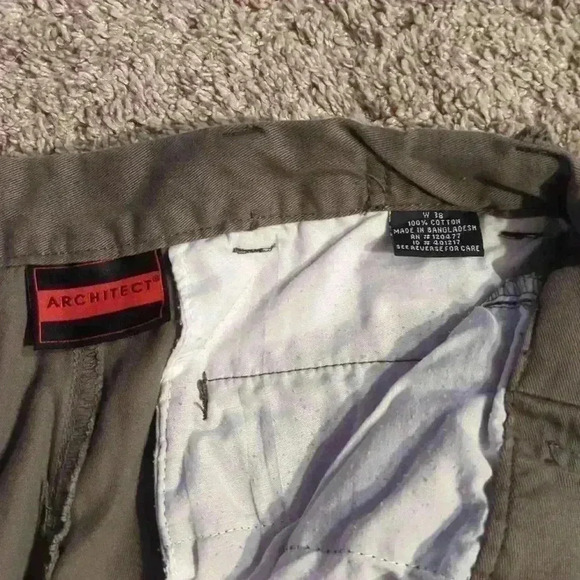 Architect, shorts, olive - Picture 2 of 4